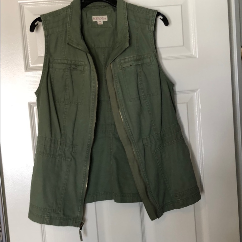 Green Vest!